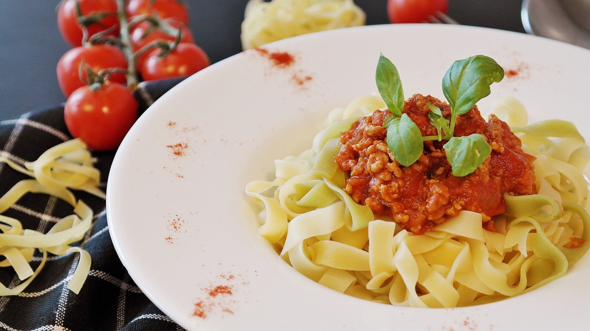 Che vino abbinare alle tagliatelle alla bolognese